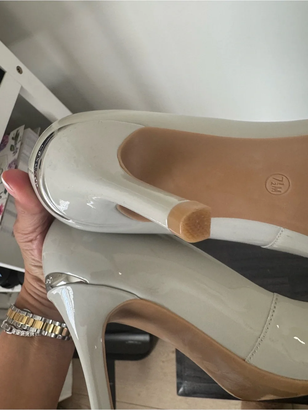 Calvin Klein Pale Sage Gray Patent Pointed-Toe Stiletto Pumps 7.5